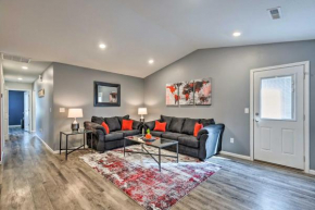 Cozy Townhome with Lake View about 10 Mi to Wichita